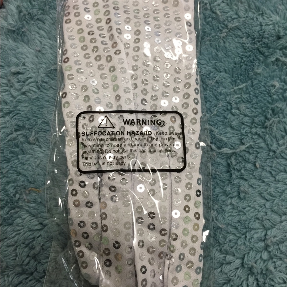Single costume white silver sequin costume glove - Picture 9 of 12